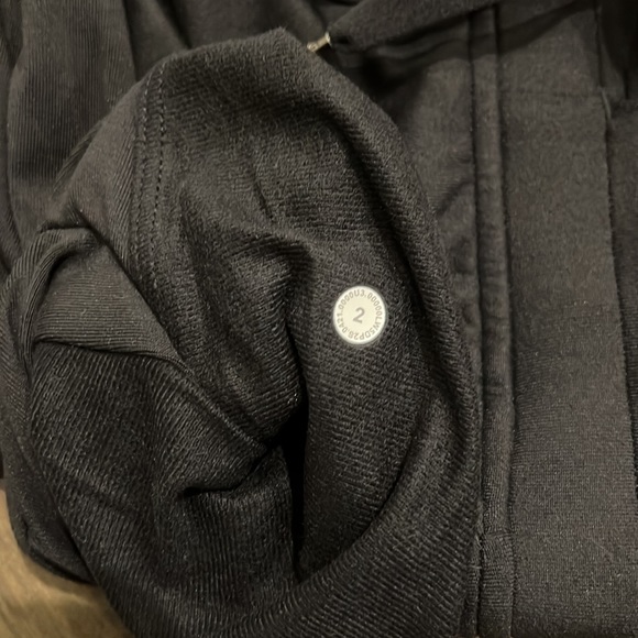 Lululemon Ready to Rulu Joggers - Picture 5 of 5